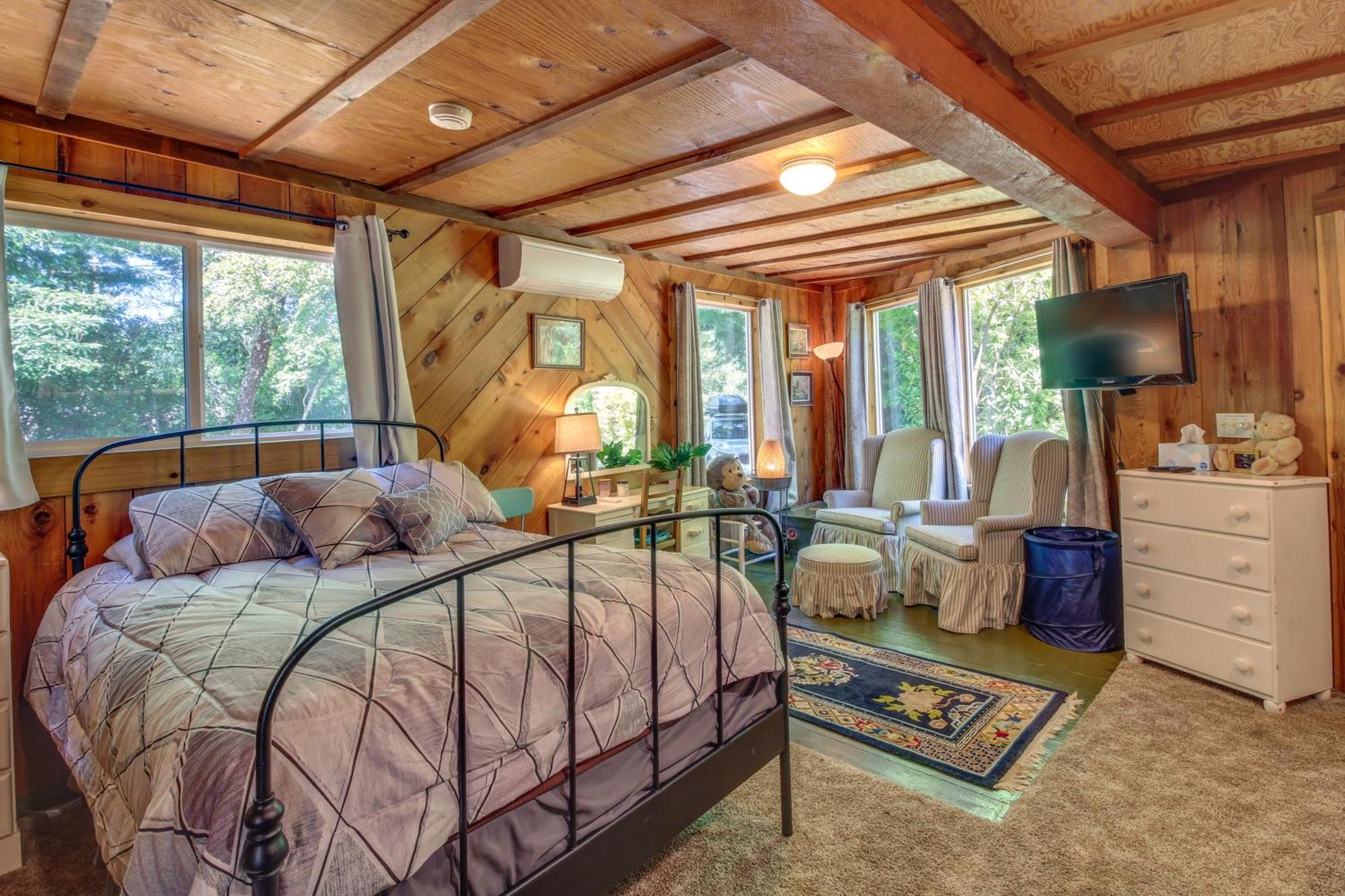 Rustic Bandon Log Cabin On 5 Acres Of Woodlands! Kültér fotó